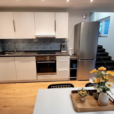 Fischer 3 - Moderne Monteurs- & Mit 3 Schlafzimmern - Neu Renoviert Apartamento