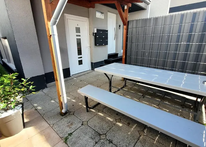 Fischer 3 - Moderne Monteurs- & Mit 3 Schlafzimmern - Neu Renoviert *