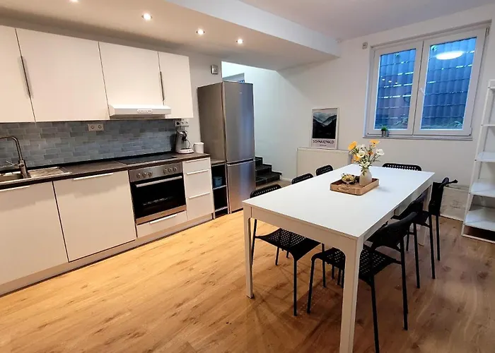 Fischer 3 - Moderne Monteurs- & Mit 3 Schlafzimmern - Neu Renoviert Appartement